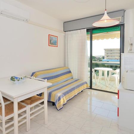 Residence Luxor Bibione Exterior photo