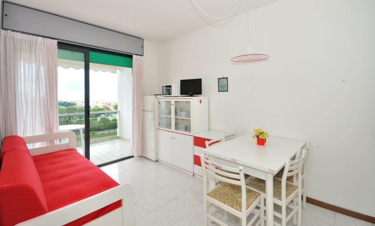 Residence Luxor Bibione Exterior photo